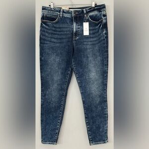 ✨NWT✨ Denver Hayes: Women’s Hi-Rise Skinny Jeans- Size 16x29